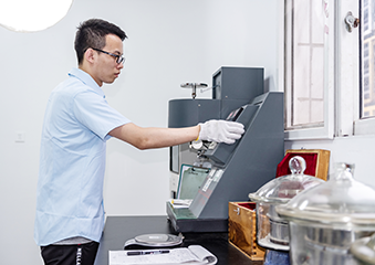 生產(chǎn)設(shè)備1